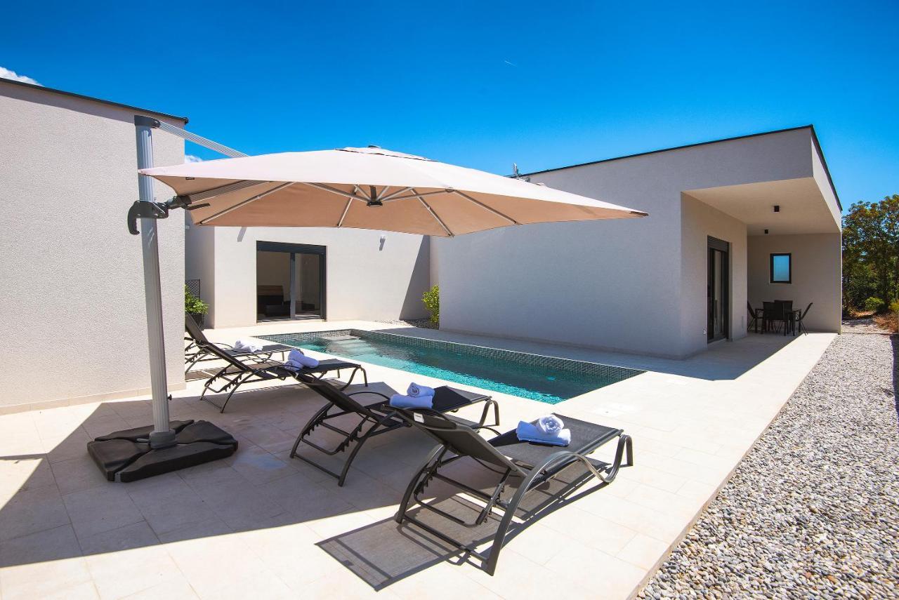 Vila Nauta - Luxury In Vintijan, Near Pula 外观 照片