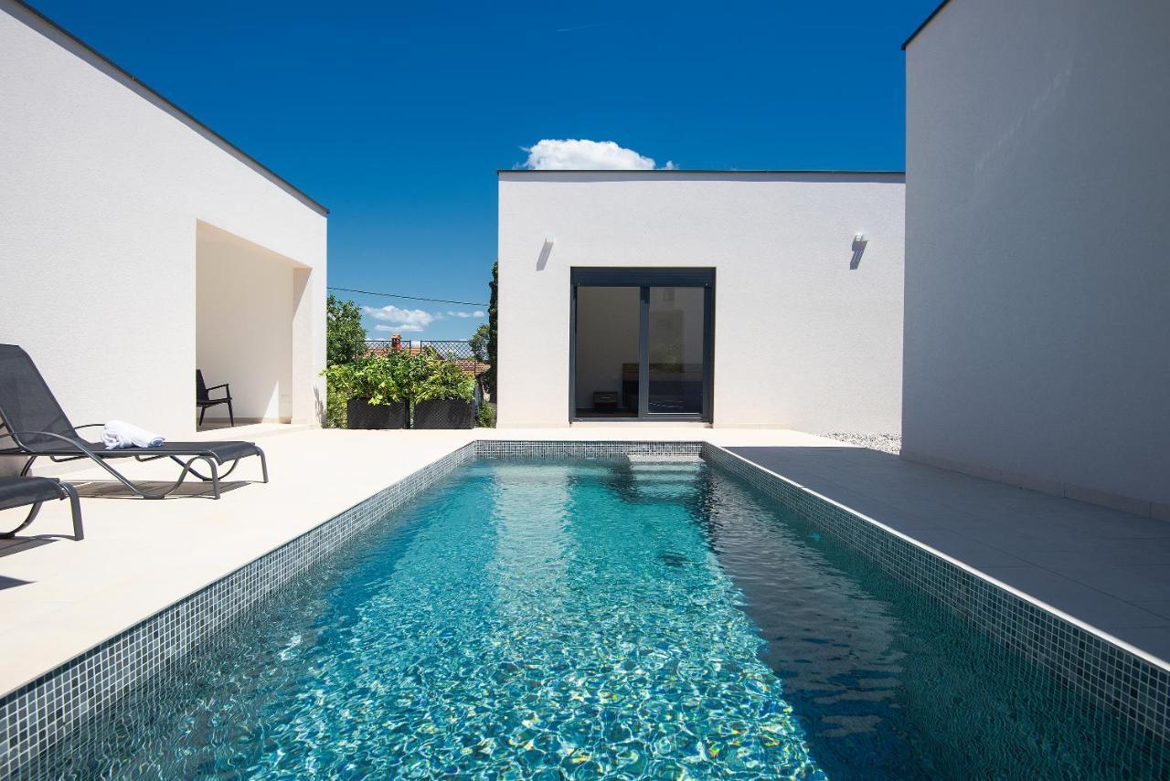 Vila Nauta - Luxury In Vintijan, Near Pula 外观 照片